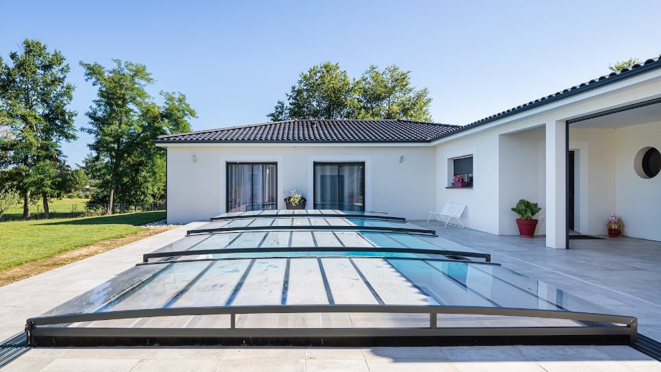 Abris de piscine à Les Pennes-Mirabeau